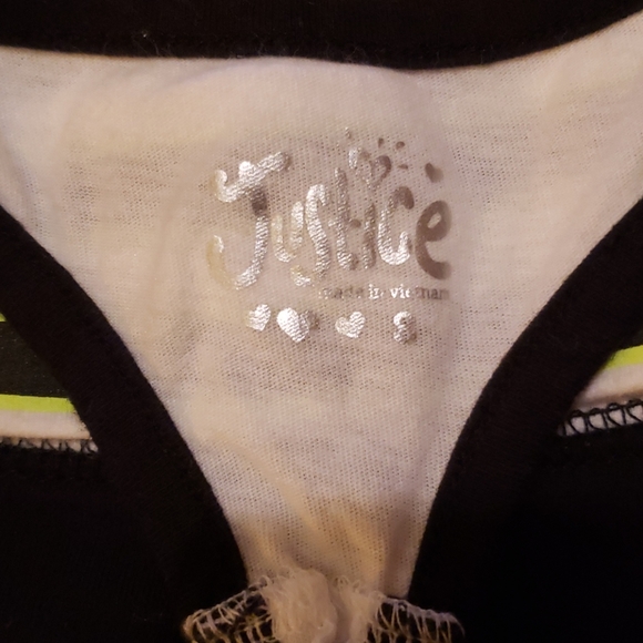 Barely worn! Athletic Set, tank & shorts - Picture 7 of 8